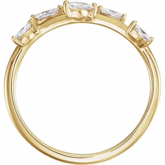 1/4 CTW Diamond Leaf Ring