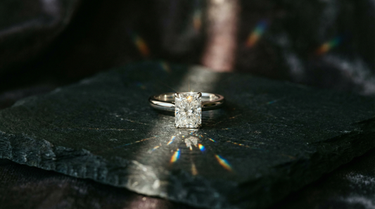 Lab Diamond vs. Moissanite Engagement Rings: Which Is Right for You in 2026?