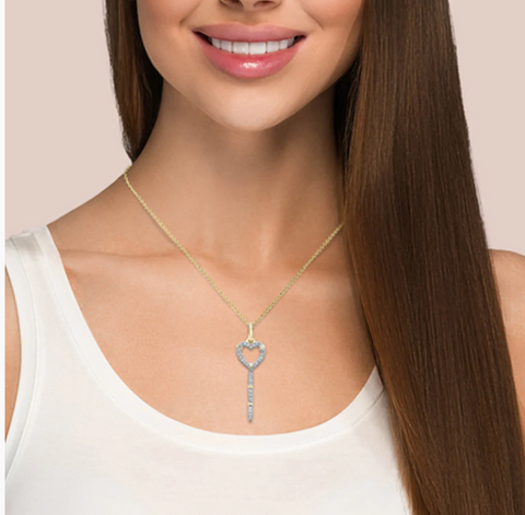 .09ct 14K Yellow Gold Diamond Heart Key Pendant Necklace