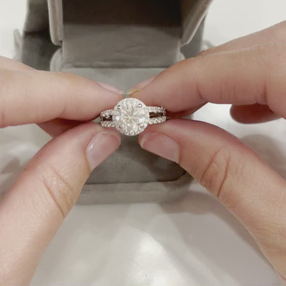 Round Halo Split Shank