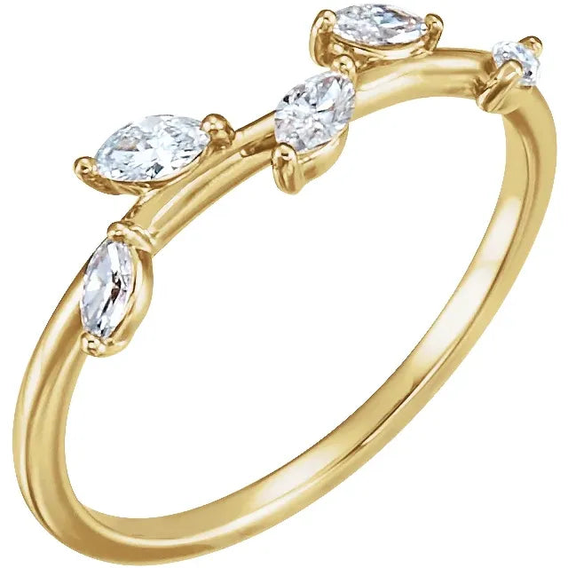 1/4 CTW Diamond Leaf Ring