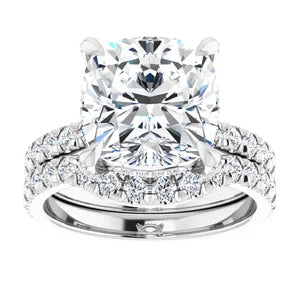 Petite Pave Notched Band