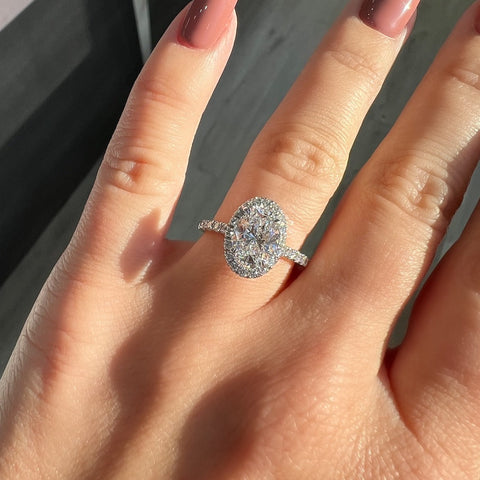 Classic Oval Halo